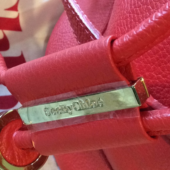 SEE by CHLOE bucket purse with adjustable strap - Picture 4 of 11